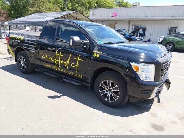 2023 Nissan Titan