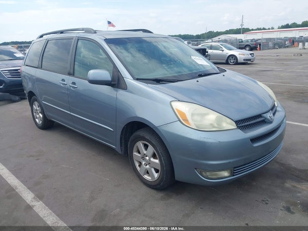 2004 Toyota Sienna