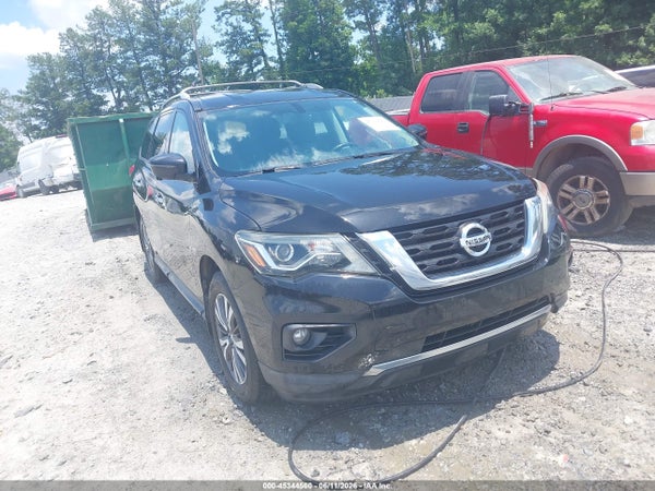 2017 Nissan Pathfinder
