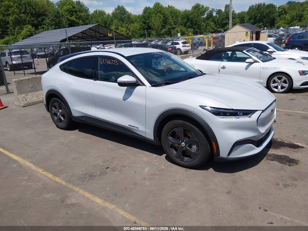 2022 Ford Mustang Mach-E