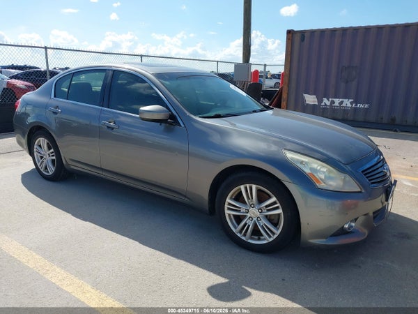 2011 Infiniti G37