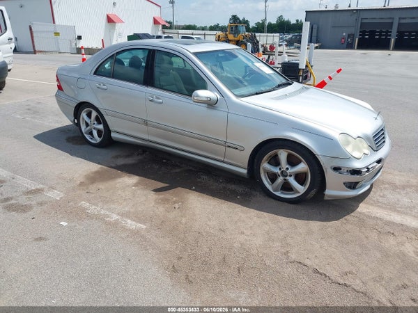 2005 Mercedes-Benz C 230