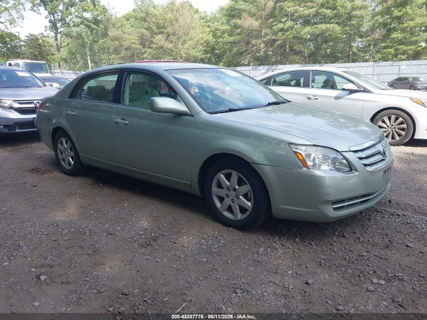2005 Toyota Avalon