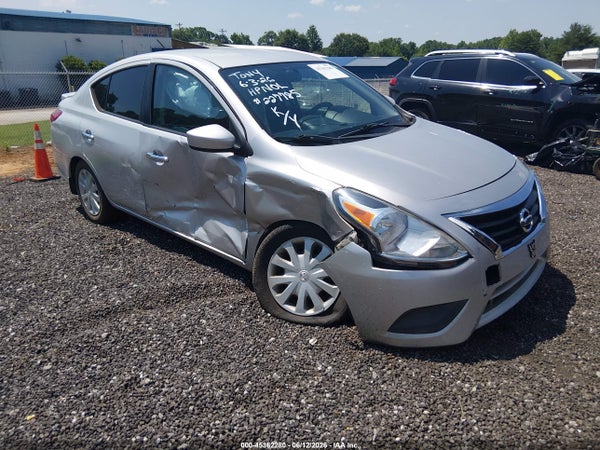 2016 Nissan Versa