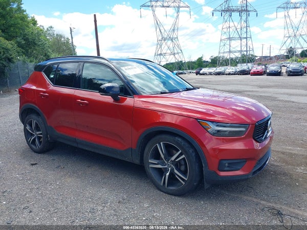 2021 Volvo Xc40
