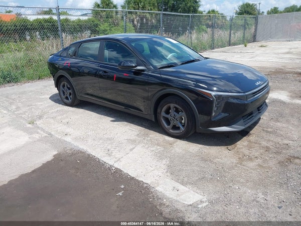 2025 Kia K4