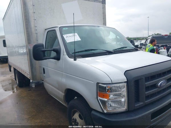 2024 Ford E-350 Cutaway