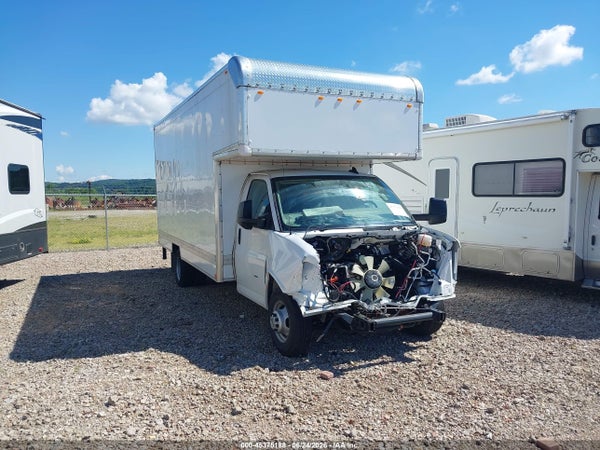 2025 Chevrolet Express Cutaway