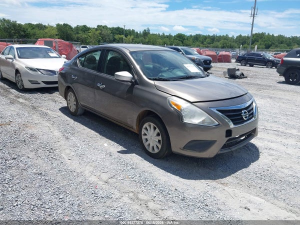 2016 Nissan Versa