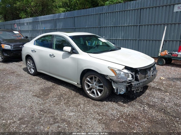 2014 Nissan Maxima