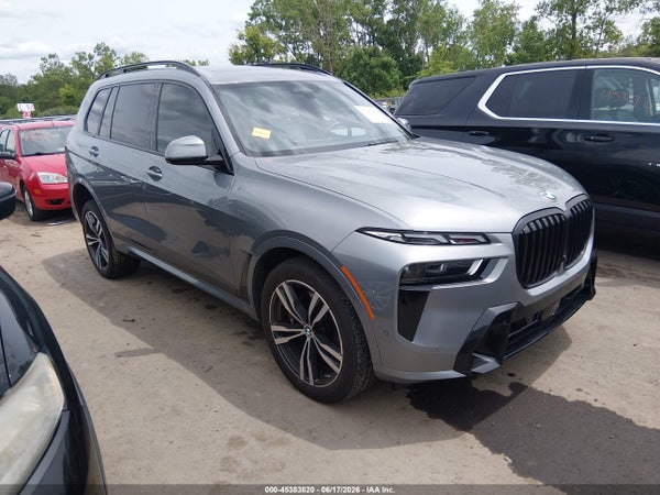 2023 BMW X7