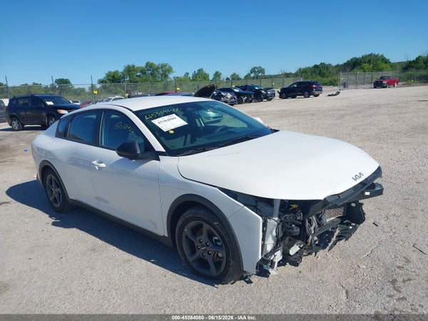 2025 Kia K4
