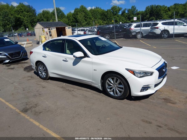 2016 Infiniti Q50
