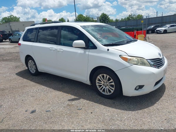 2011 Toyota Sienna