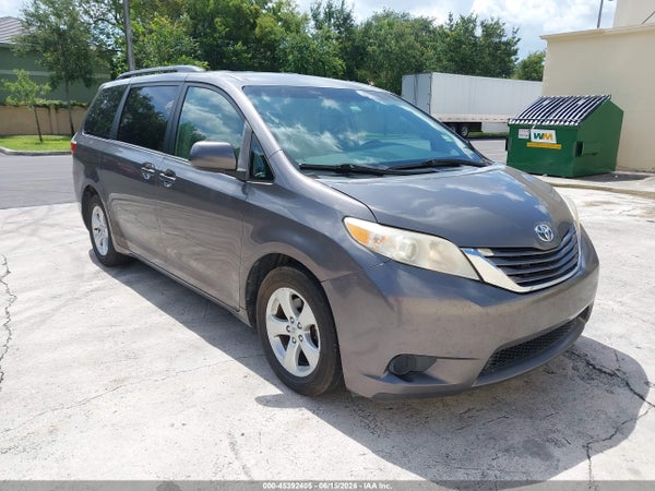 2015 Toyota Sienna
