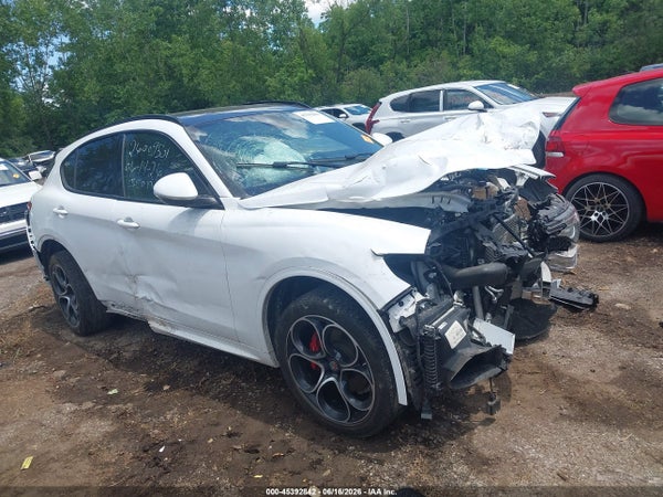2021 Alfa Romeo Stelvio