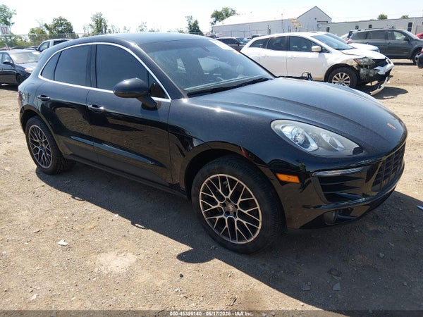 2016 Porsche Macan