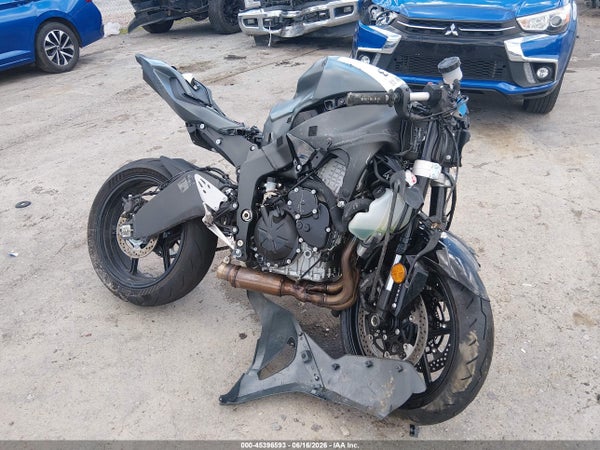 2025 Kawasaki Zx636