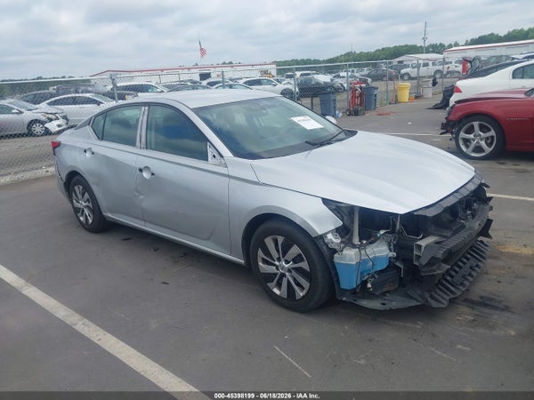 2020 Nissan Altima