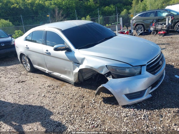 2014 Ford Taurus