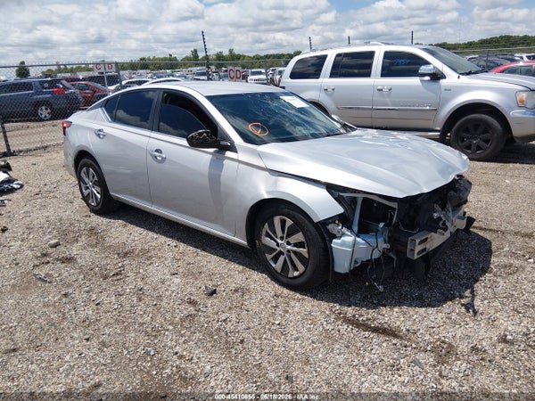 2020 Nissan Altima