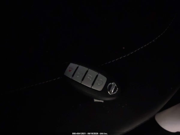 Thumbnail 11