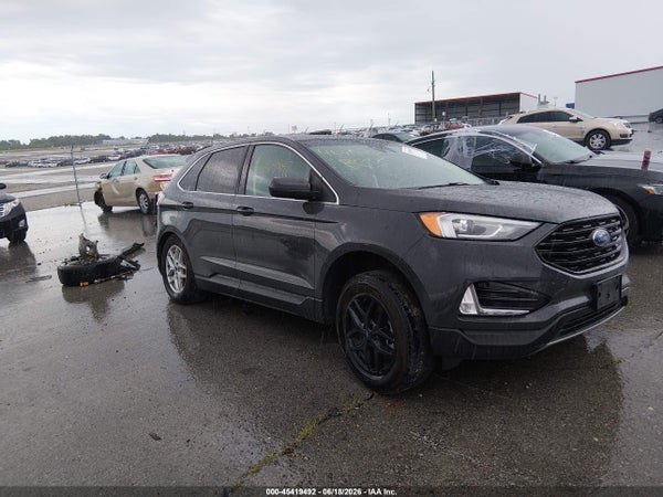 2021 Ford Edge