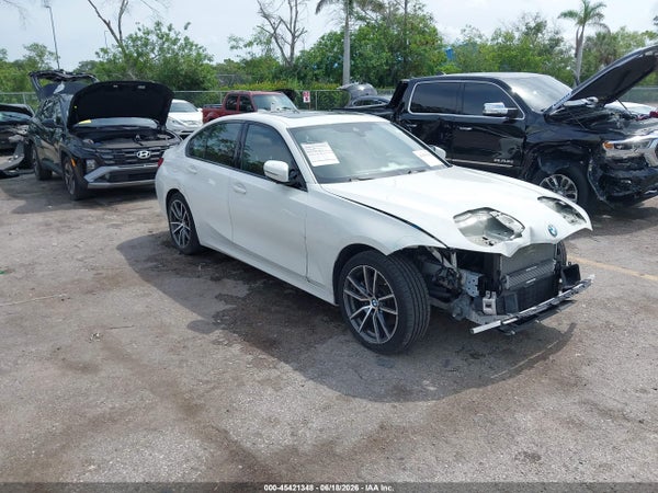 2022 BMW 330i