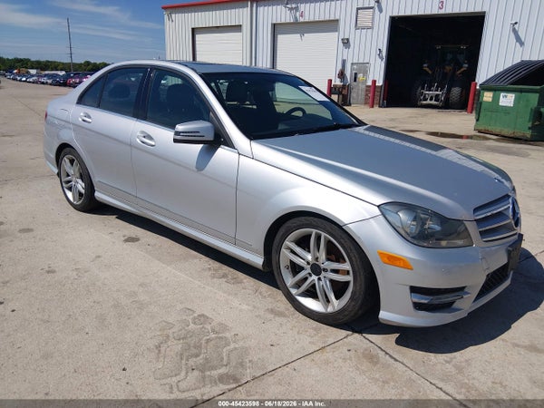 2012 Mercedes-Benz C 300