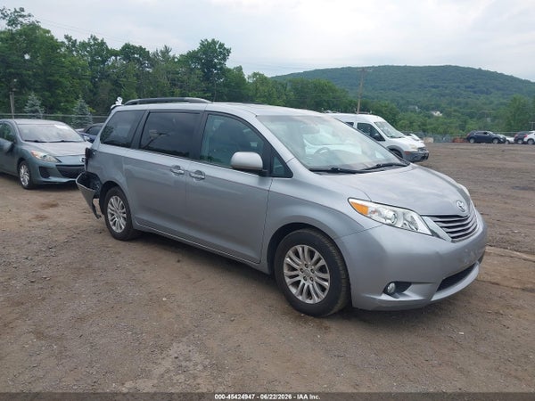 2016 Toyota Sienna