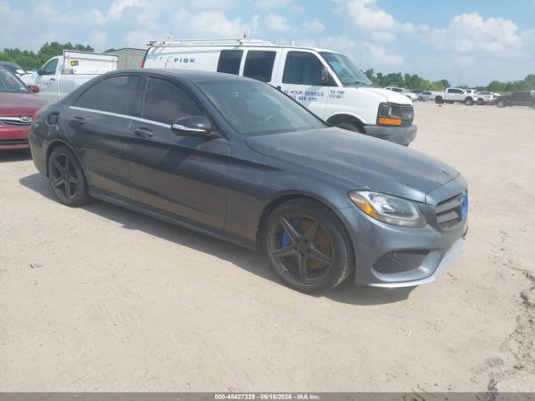 2015 Mercedes-Benz C 300