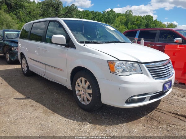 2016 Chrysler Town & Country