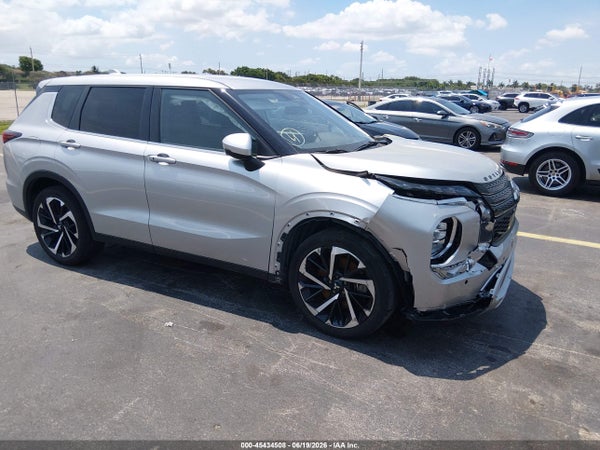 2024 Mitsubishi Outlander