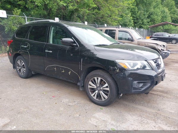 2017 Nissan Pathfinder