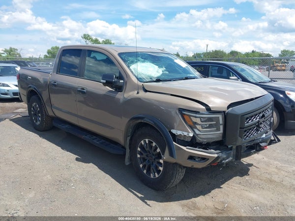 2021 Nissan Titan