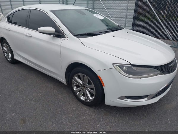 2016 Chrysler 200