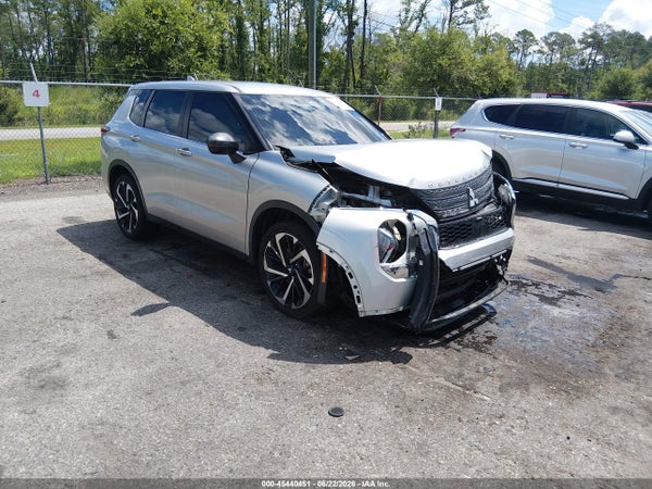 2022 Mitsubishi Outlander