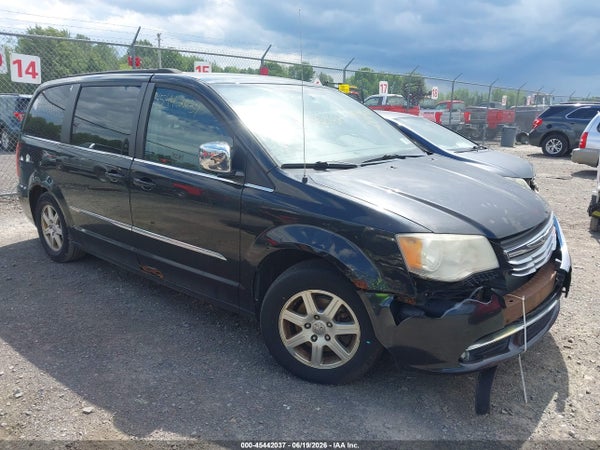 2012 Chrysler Town & Country