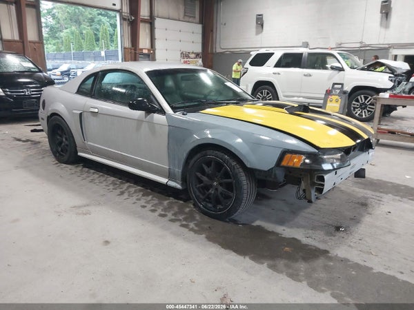 2003 Ford Mustang