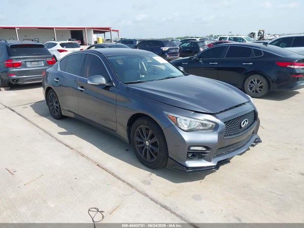 2015 Infiniti Q50