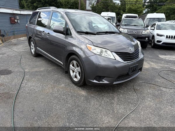 2017 Toyota Sienna