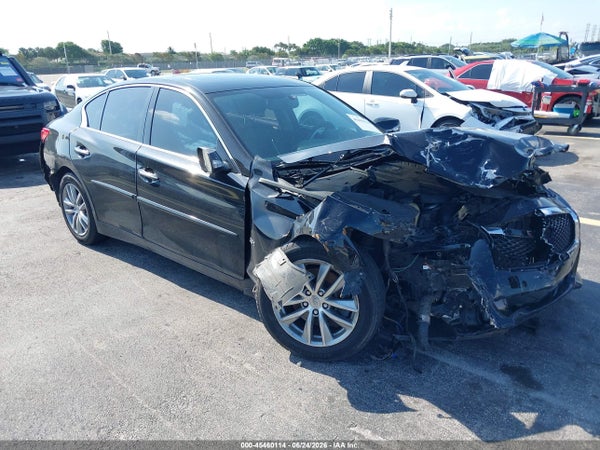 2016 Infiniti Q50