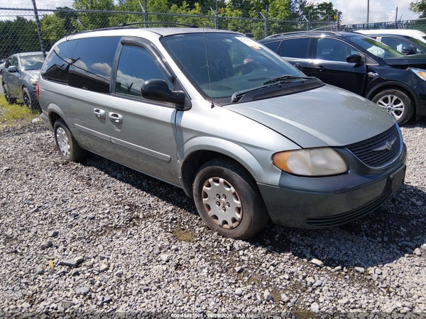 2004 Chrysler Town & Country