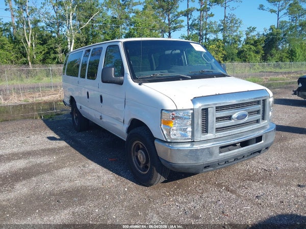 2013 Ford E-350 Super Duty