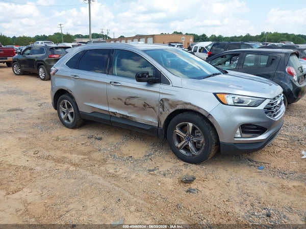 2021 Ford Edge