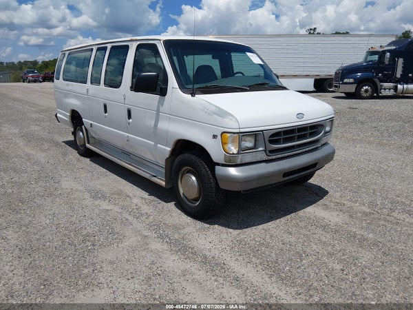 2001 Ford E-350 Super Duty