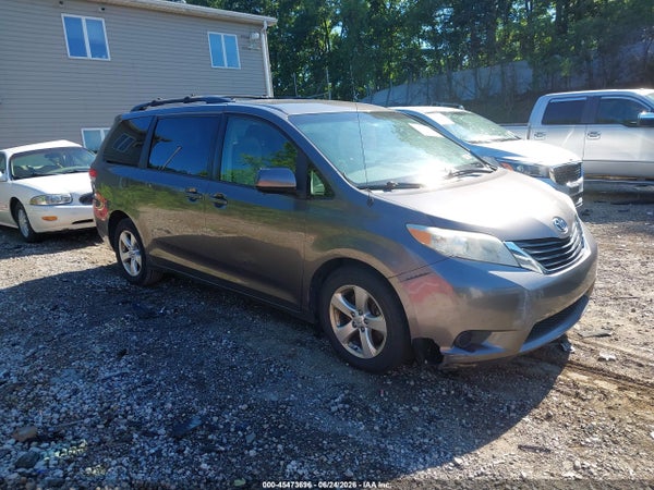 2013 Toyota Sienna