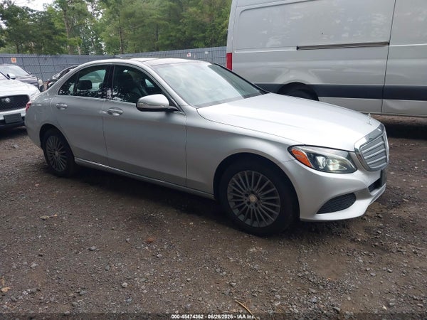 2015 Mercedes-Benz C 300