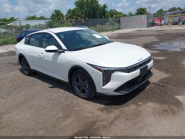 2026 Kia K4