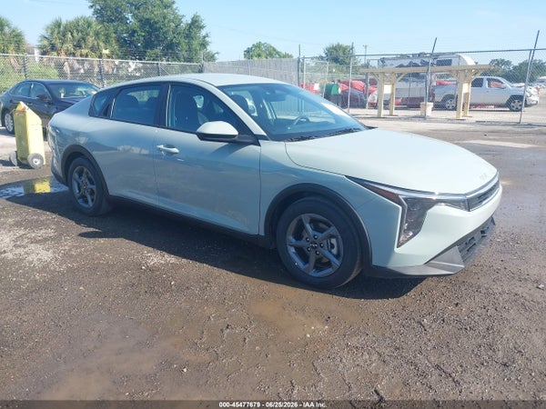2026 Kia K4
